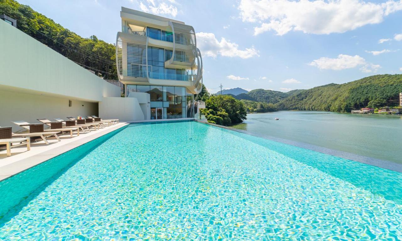 Gapyeong Suiteian Hotel&Resort Exterior photo