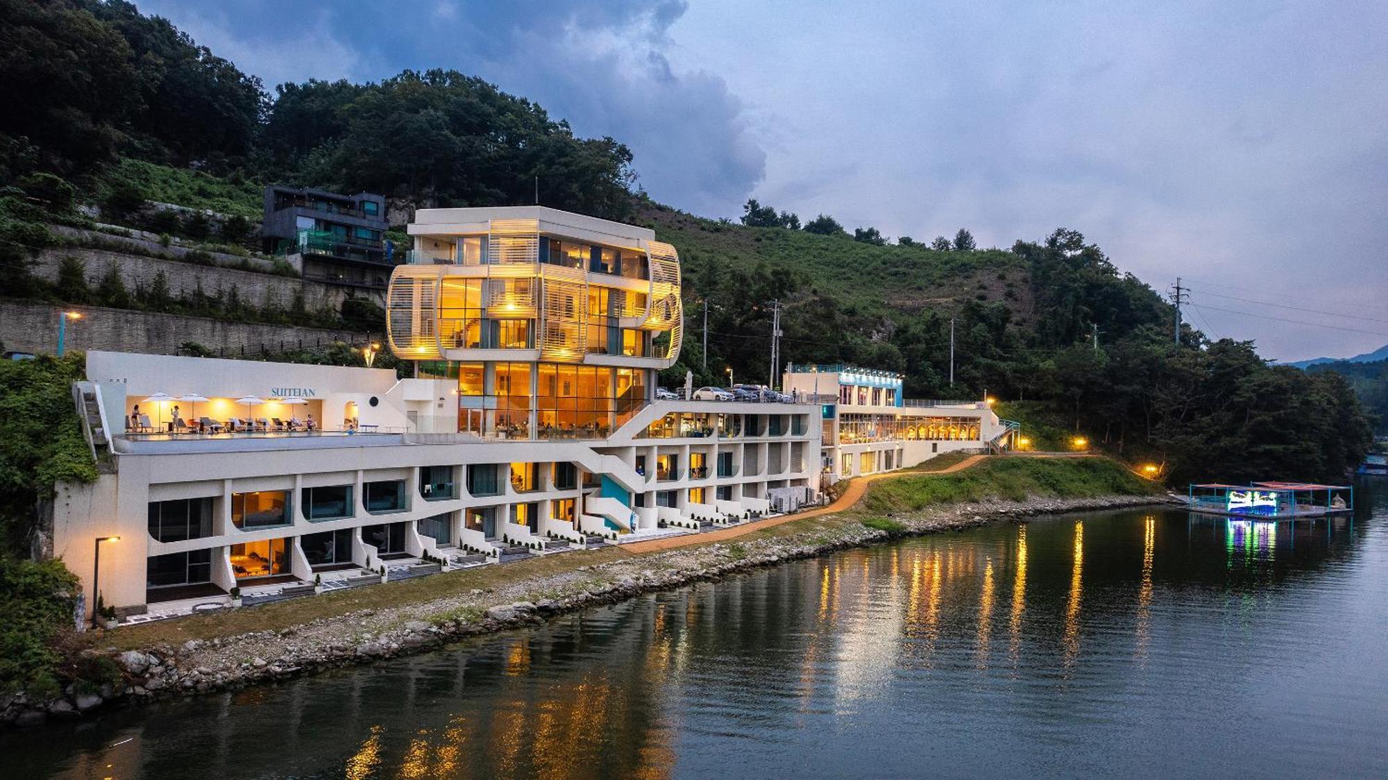Gapyeong Suiteian Hotel&Resort Exterior photo