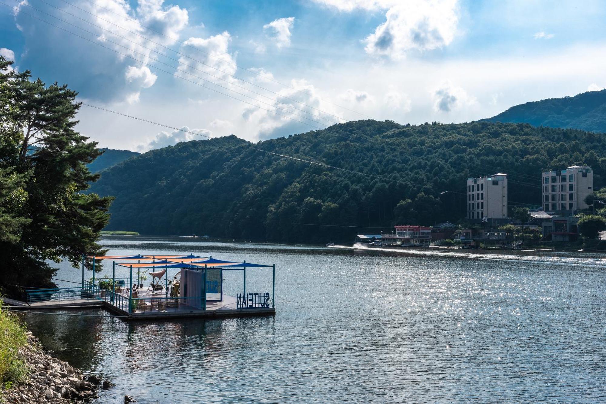 Gapyeong Suiteian Hotel&Resort Exterior photo